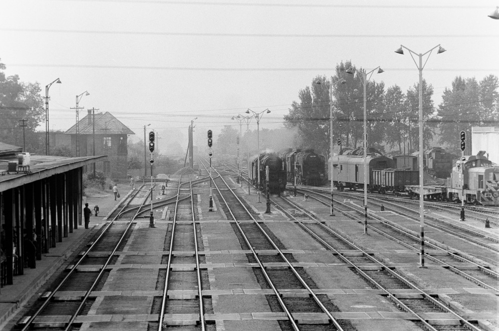 http://images.bahnstaben.de/HiFo/00033_Interrail 1982 - Teil 8  Ungarische Provinz/3637303261633033.jpg